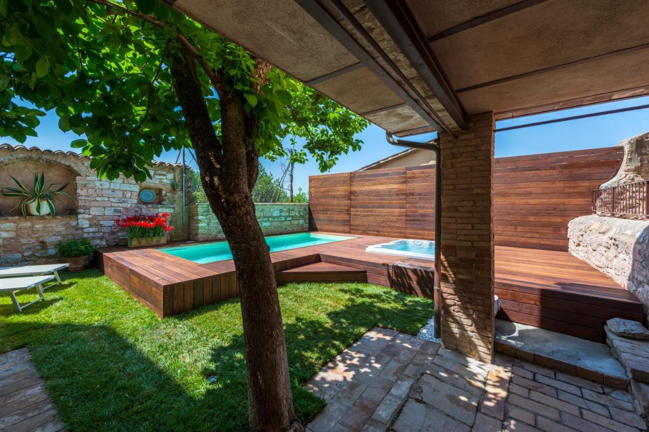 Villa Elisa Спелло Екстер'єр фото